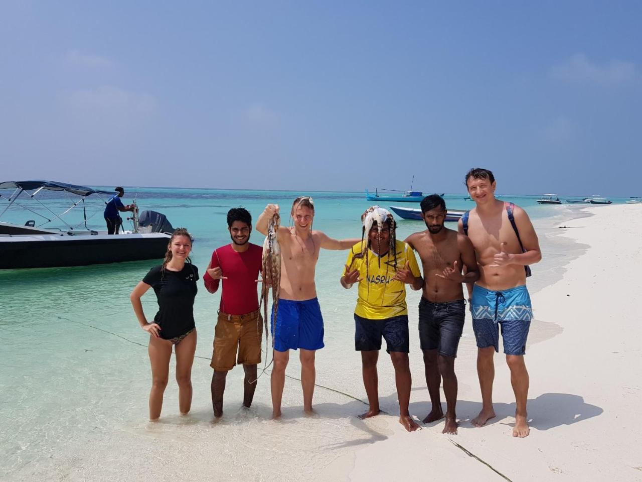 Thoddoo Beach Holiday Extérieur photo